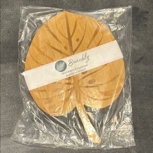 Beachly Monstera Engraved Bamboo Board
